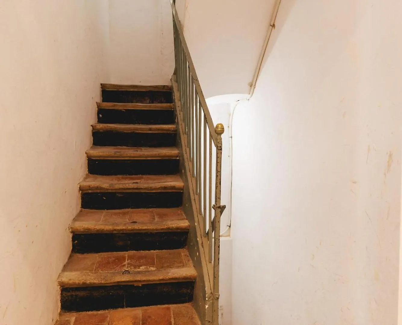Bravissimo Auriga, Old Town Retreat Apartment Girona
