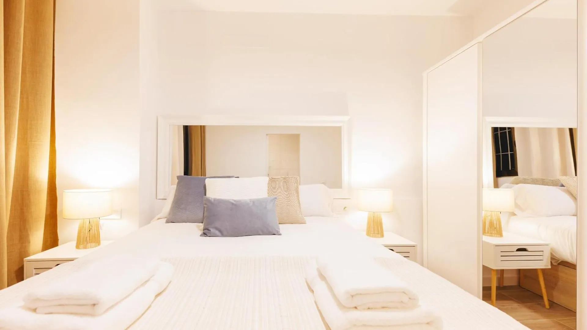 Bravissimo Auriga, Old Town Retreat Apartment Girona Spain