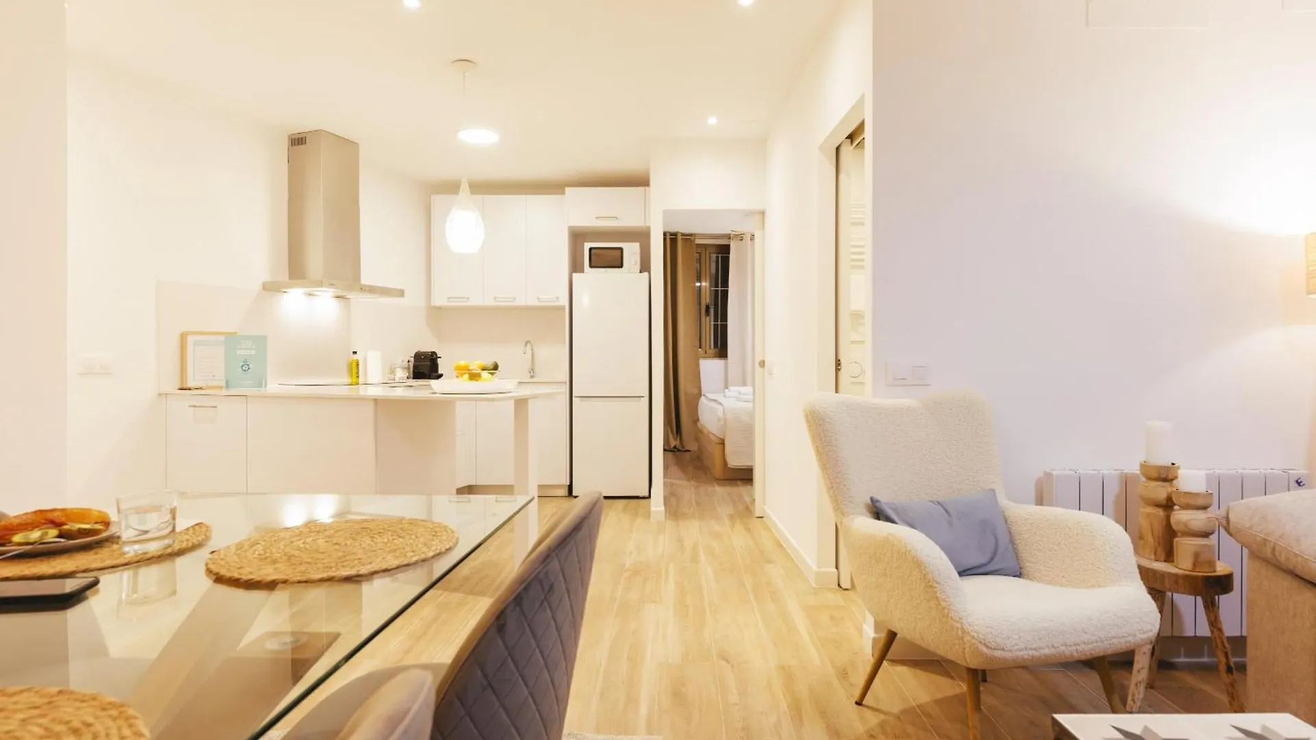 Bravissimo Auriga, Old Town Retreat Apartment Girona